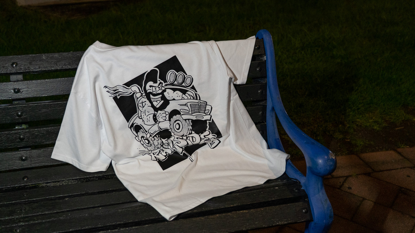 Railside x MrTee T-shirt: Truckin Hard