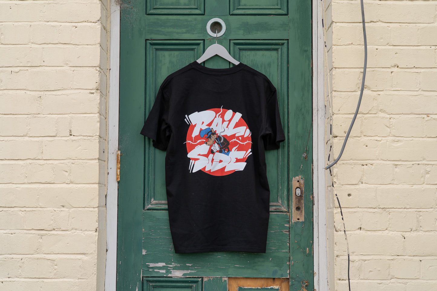 Railside x Vents RTR T-shirt: Bad Wolf